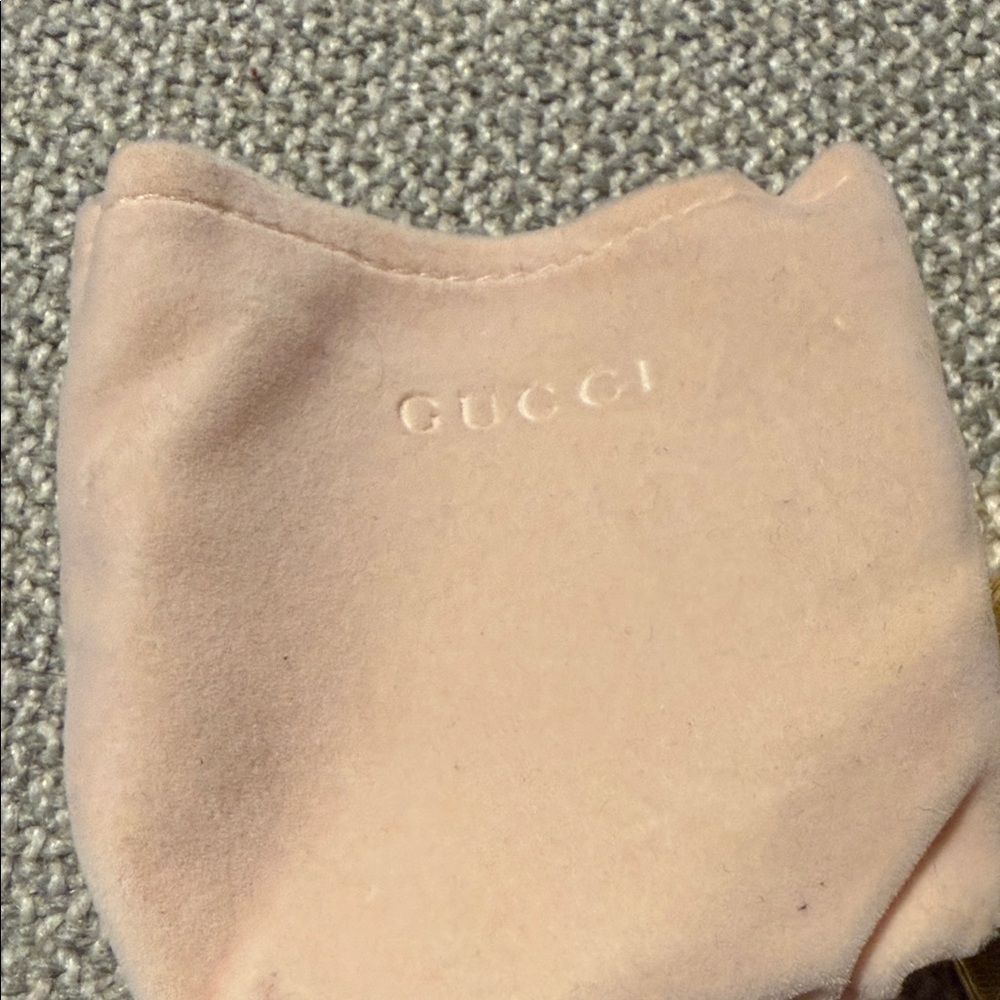 Gucci Tan Bronzer NWOT - Picture 3 of 8